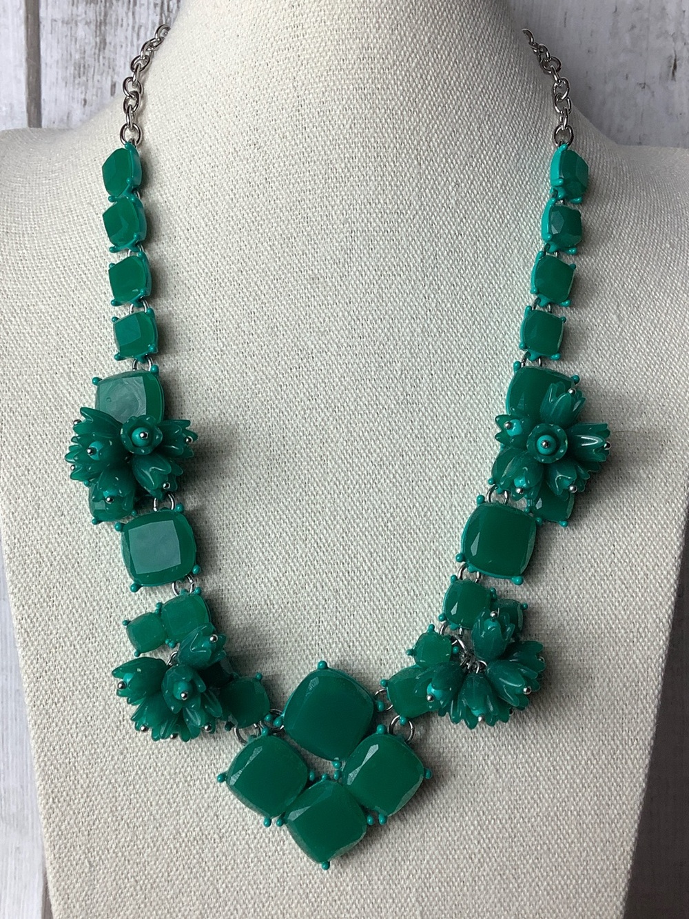 Talbots Teal Floral Cluster Necklace